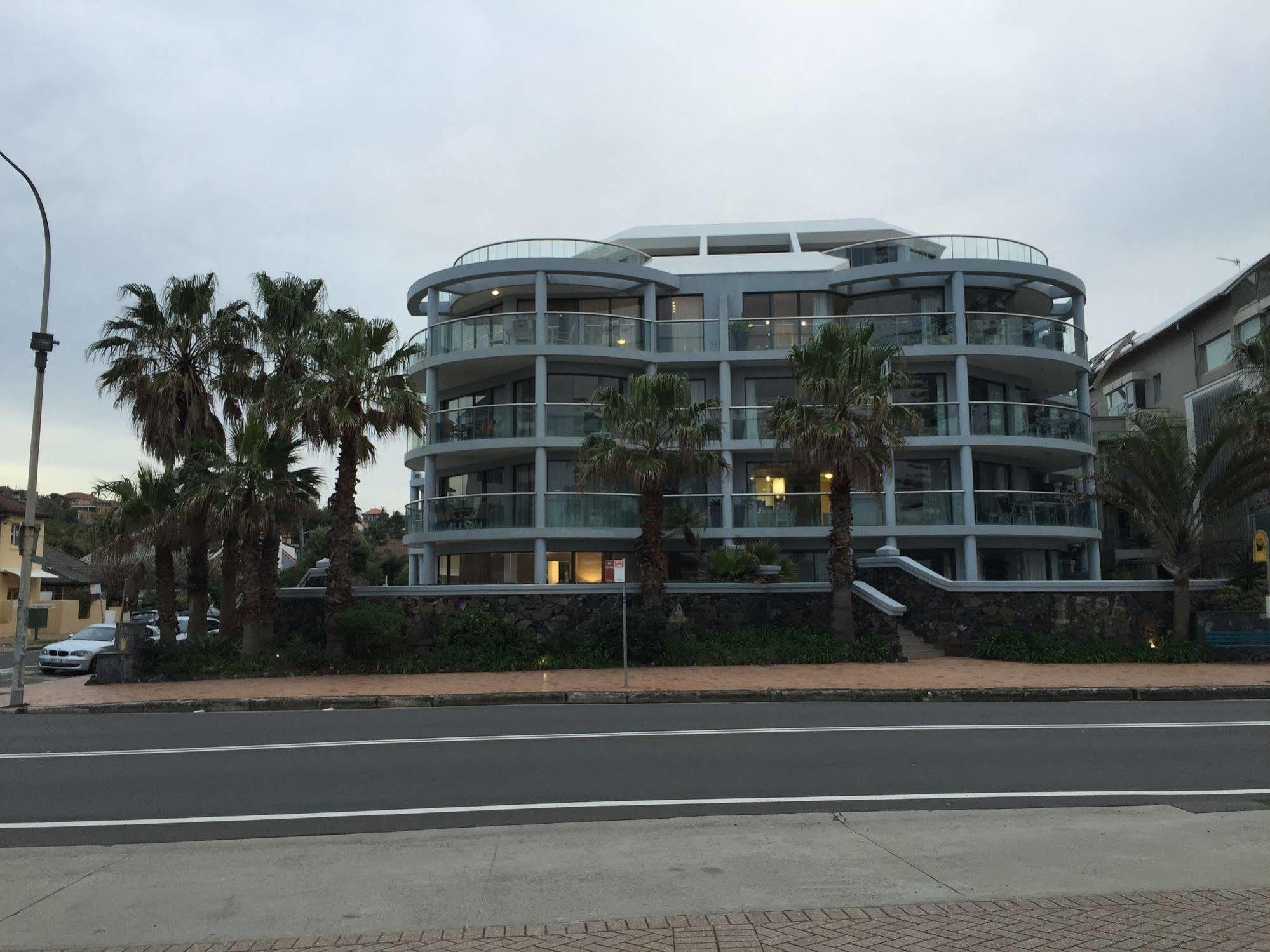 Manly Surfside Holiday Apartments Esterno foto